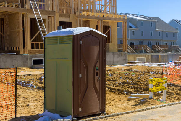 Best Porta potty rental near me  in Lynnwood, WA
